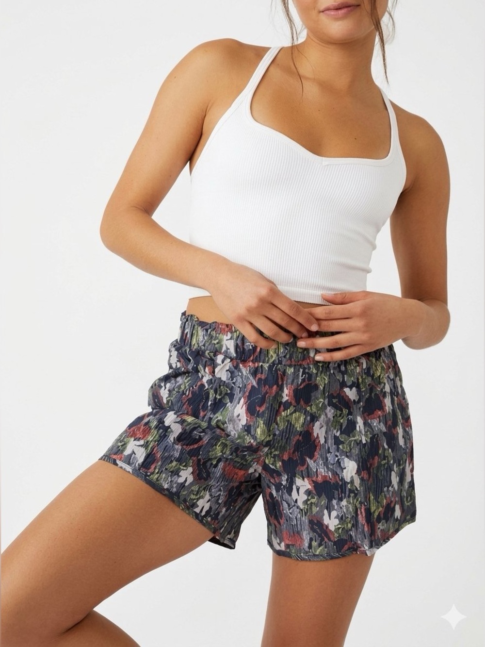 FP Movement Free People In The Wild Shorts XS Supernova Cargo
Athletic Nylon